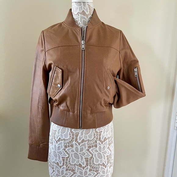 New Leather bomber jacket women Walter Baker size L,runs M-L org $459 - Picture 2 of 13